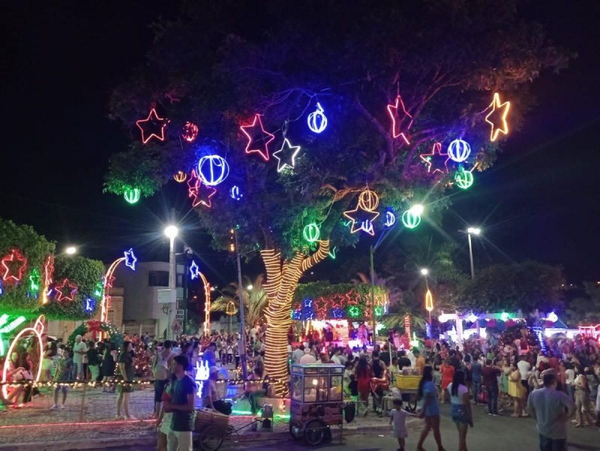 Abertura do Natal Novo tempo aconteceu nesta quarta-feira (11)  em Caetité — imagem 3